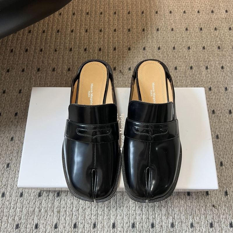 ma1s0n Marg*e1a loafers